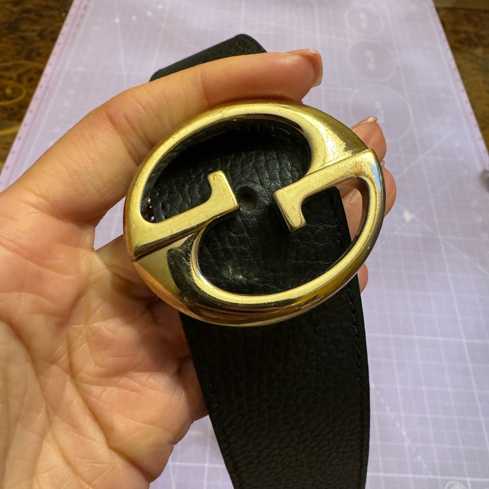 Gucci reversible pink and black leather belt with Gold Double-G Style Buckle